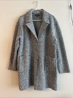 CHARLIE B Gray Bouclé Open-Front Trench Coat